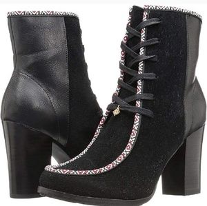 NWOB Nanette Lepore Black Heel Booties